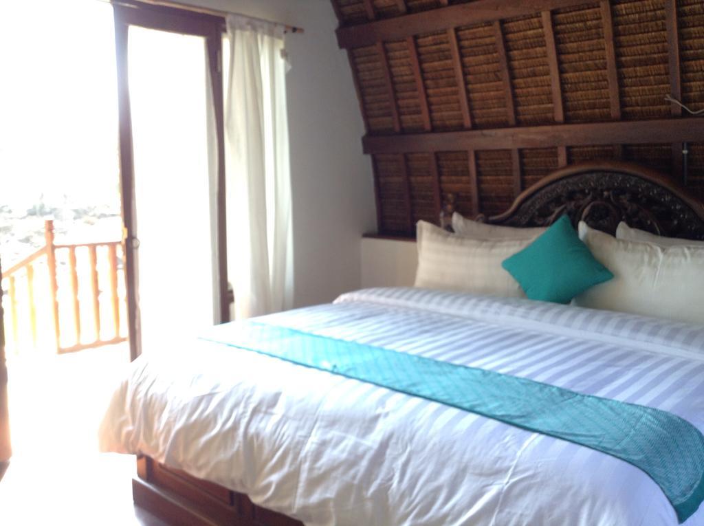 Karimun Lumbung Hotel Karimunjawa Exterior photo